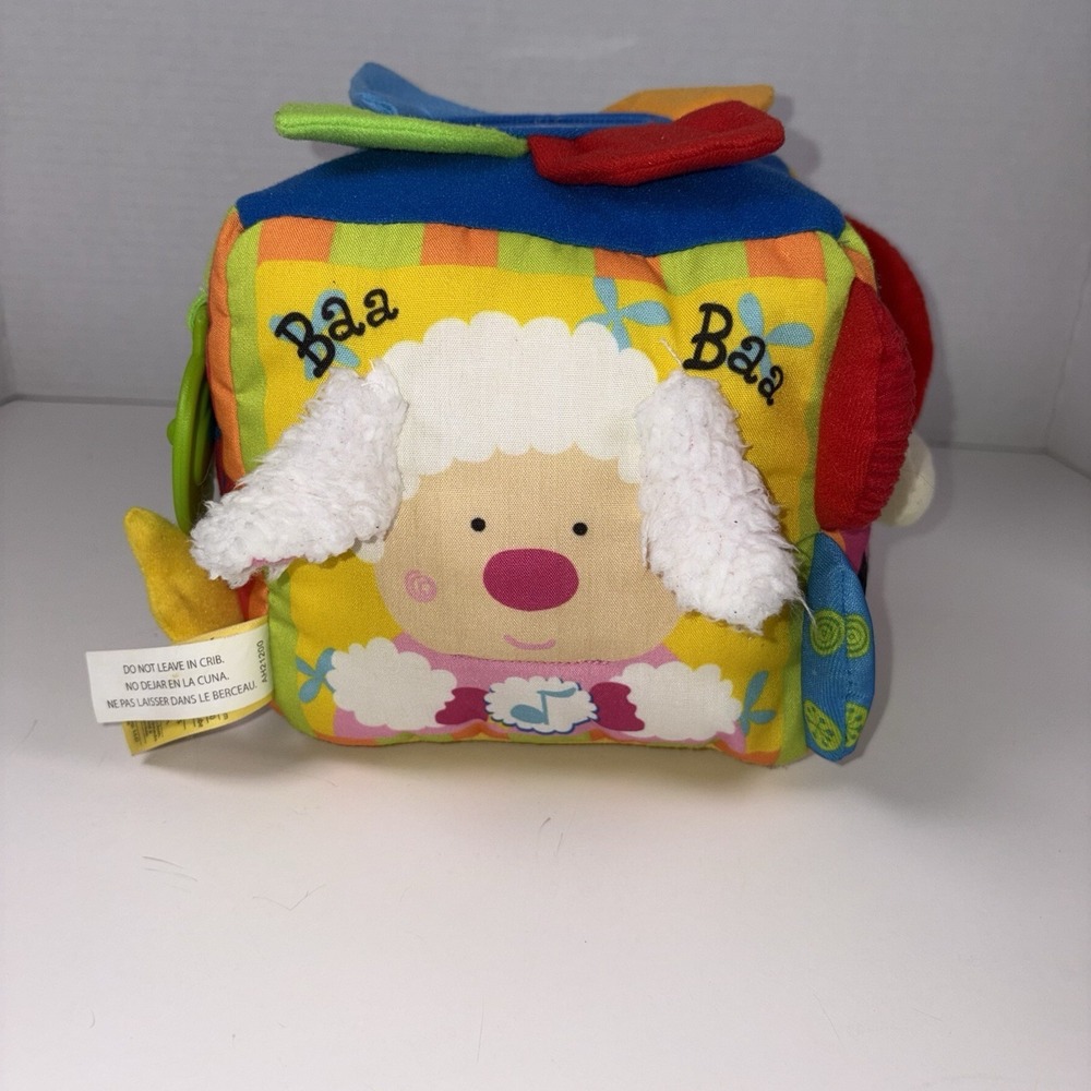 Melissa and Doug Kids Musical Farmyard Soft Cube Plush Toy Animal Sounds